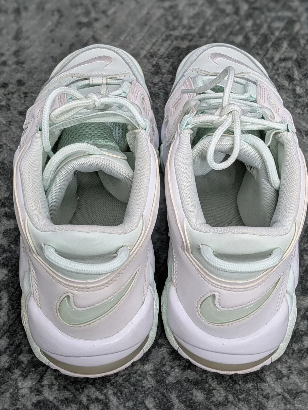 Nike Air More Uptempo Barely Green 2017 Women's Size 7.5 Mint Teal Sneakers